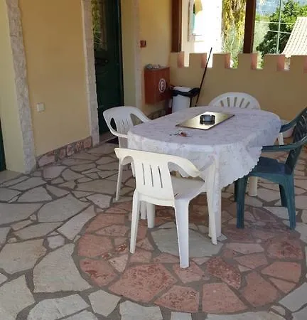Rania Apartment Vasiliki (Lefkada)